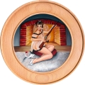 Witzige Schützenscheibe Pin-Up Schützin vor Kamin Motiv – Ehrenscheibe aus Holz mit kostenloser Beschriftung